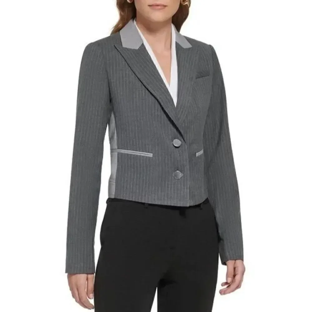 DKNY NWT Women's Pinstriped Combo Peak-Lapel Cropped Jacket Blazer 8